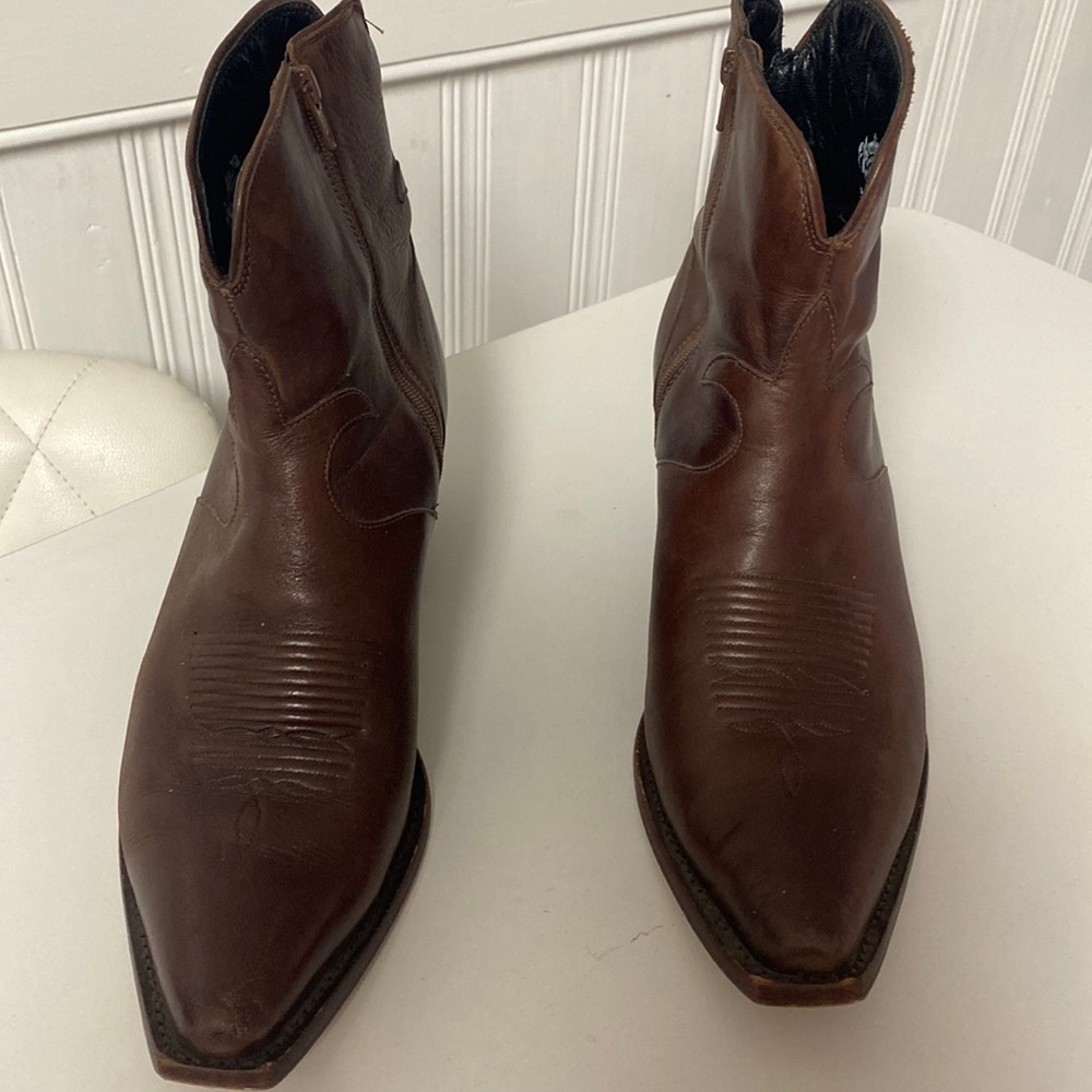 Women's Charlie 1 horse booties